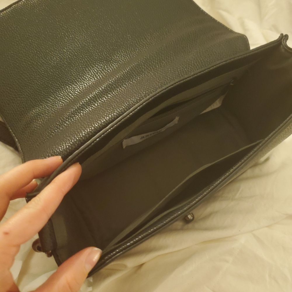 Purse - Picture 2 of 4